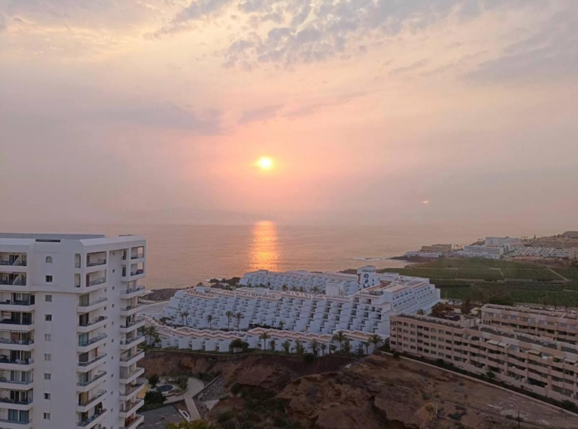 Apto Increible, Acogedor, Luminoso De Ambiente Muy Relajante Con Excelentes Vistas Y Servicios/ Amazing Apt With Sunset Lovely Views Apartment Адехе Екстериор снимка